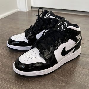 Air Jordan Mid